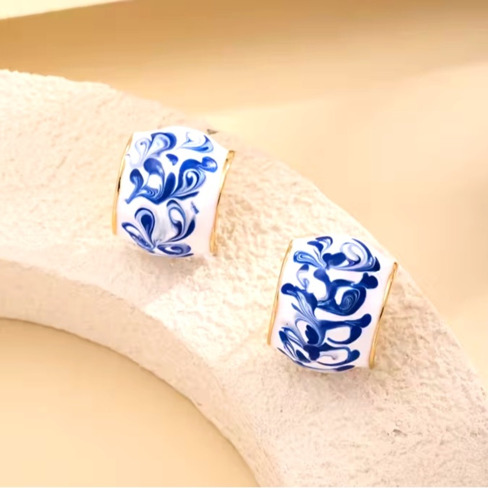 Francesca's Collections Blue and Gold Earrings